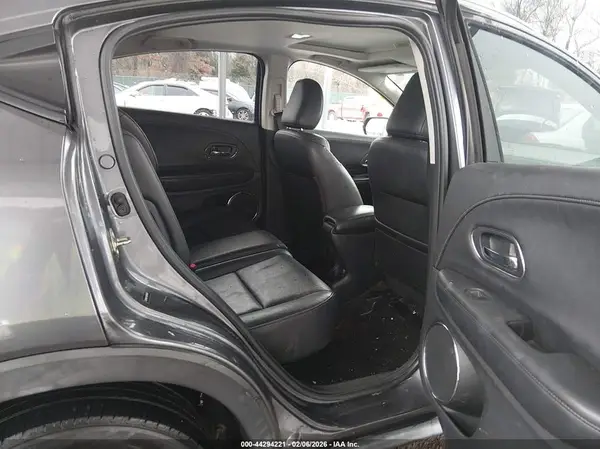 3CZRU6H71GM754087 2016 HONDA HR-V - Image 8