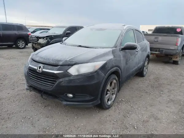 3CZRU6H71HM106606 2017 HONDA HR-V - Image 2