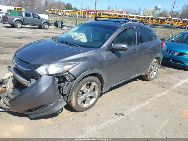 3CZRU6H71HM702914 2017 HONDA HR-V - Image 2