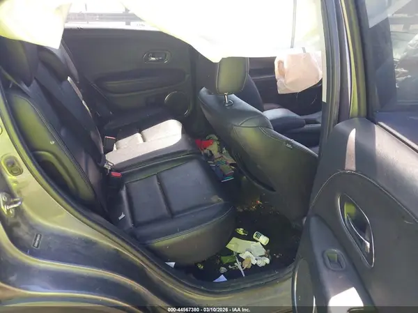 3CZRU6H71HM702914 2017 HONDA HR-V - Image 8