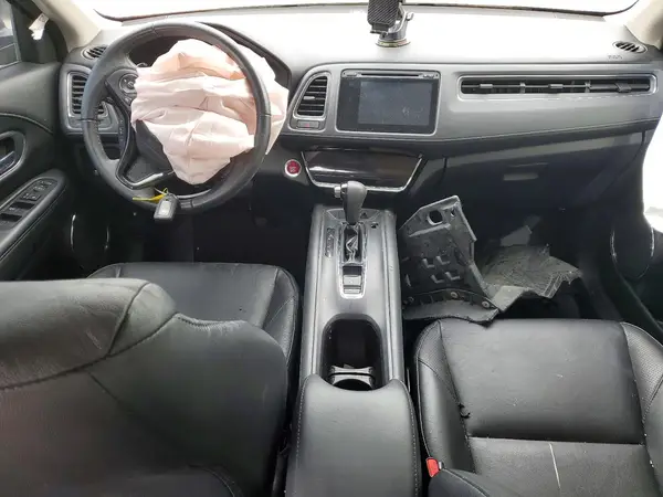3CZRU6H71HM703657 2017 HONDA HR-V - Image 8