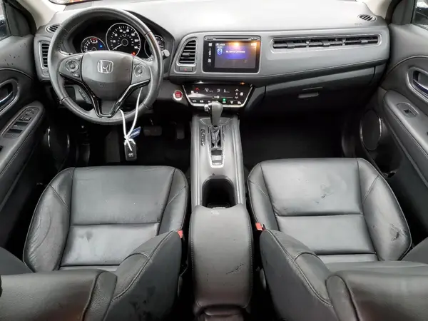 3CZRU6H71HM705814 2017 HONDA HR-V - Image 8