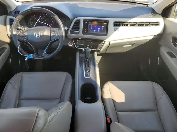 3CZRU6H71HM708244 2017 HONDA HR-V - Image 8