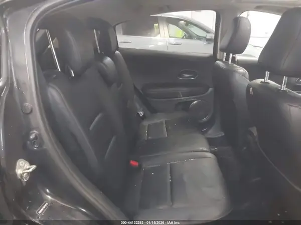 3CZRU6H71HM710737 2017 HONDA HR-V - Image 8