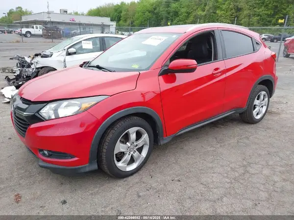 3CZRU6H71HM716831 2017 HONDA HR-V - Image 2