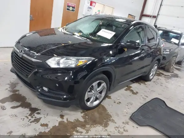 3CZRU6H71HM730180 2017 HONDA HR-V - Image 2