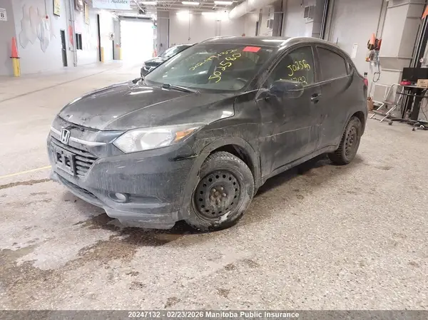 3CZRU6H71JM104621 2018 HONDA HR-V - Image 2