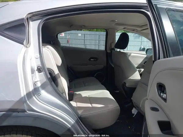 3CZRU6H71JM702112 2018 HONDA HR-V - Image 8