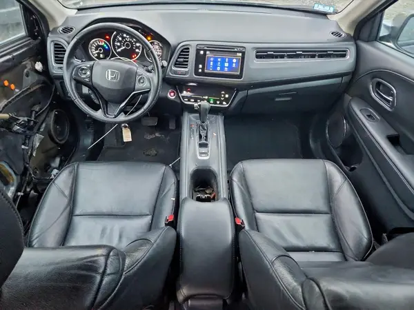 3CZRU6H71JM702207 2018 HONDA HR-V - Image 8