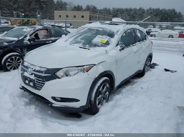 3CZRU6H71JM716527 2018 HONDA HR-V - Image 2
