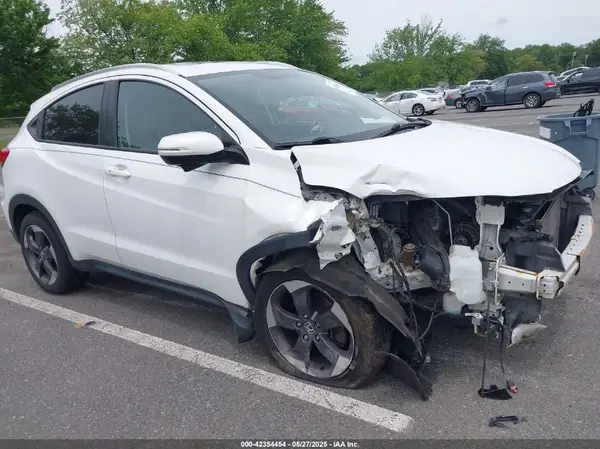 3CZRU6H71JM721629 2018 HONDA HR-V - Image 1