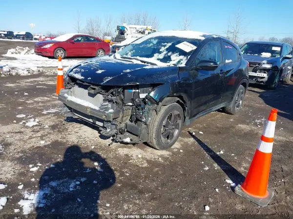 3CZRU6H71JM727656 2018 HONDA HR-V - Image 2