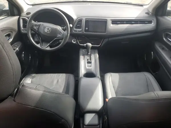 3CZRU6H71KM705559 2019 HONDA HR-V - Image 8