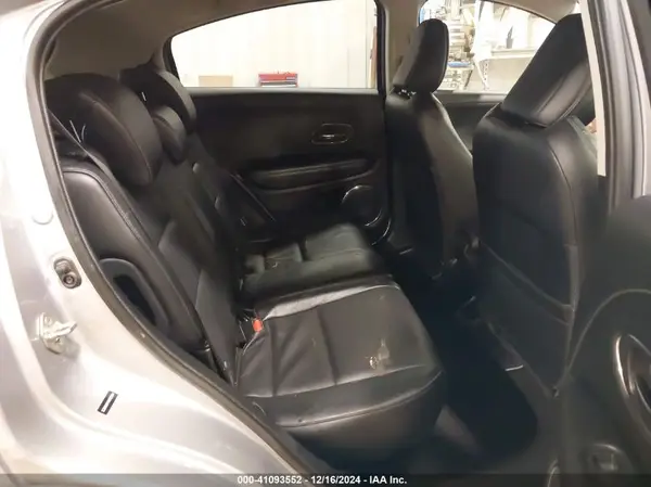 3CZRU6H71KM725634 2019 HONDA HR-V - Image 8