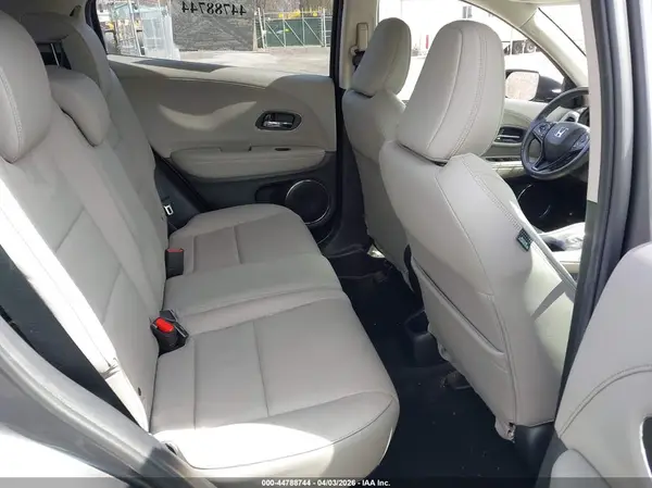 3CZRU6H71KM729232 2019 HONDA HR-V - Image 8