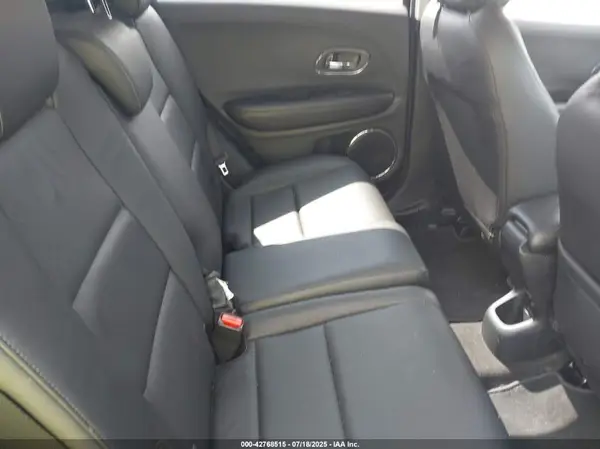 3CZRU6H71KM735855 2019 HONDA HR-V - Image 8