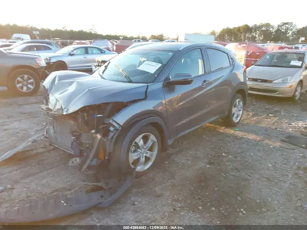 3CZRU6H72GM737637 2016 HONDA HR-V - Image 2