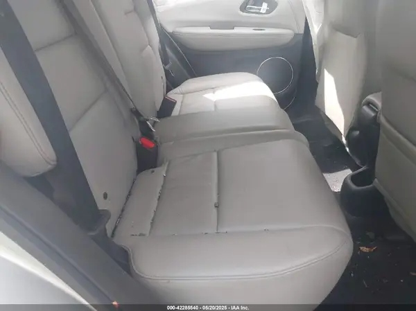 3CZRU6H72GM755975 2016 HONDA HR-V - Image 8