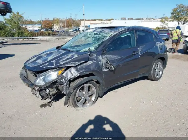 3CZRU6H72GM765129 2016 HONDA HR-V - Image 2