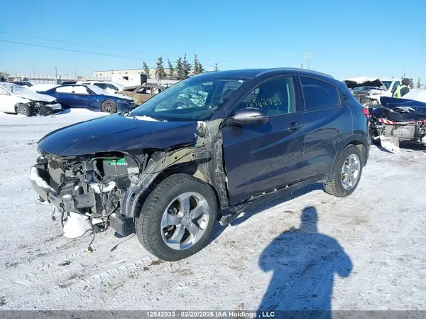 3CZRU6H72HM104492 2017 HONDA HR-V - Image 2