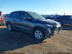 3CZRU6H72HM106016 2017 HONDA HR-V