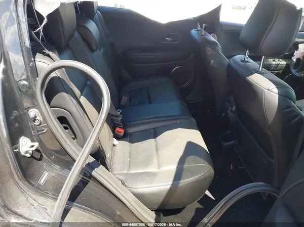 3CZRU6H72HM725974 2017 HONDA HR-V - Image 8