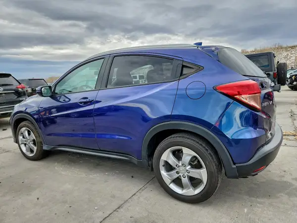 3CZRU6H72HM726879 2017 HONDA HR-V - Image 2