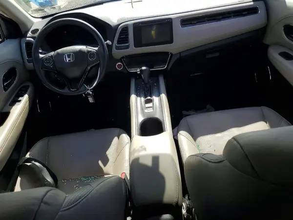 3CZRU6H72HM732097 2017 HONDA HR-V - Image 8