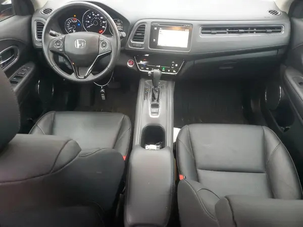 3CZRU6H72JM700563 2018 HONDA HR-V - Image 8