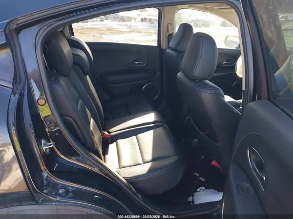 3CZRU6H72JM704905 2018 HONDA HR-V - Image 8
