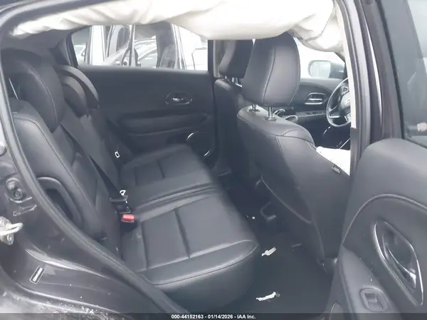 3CZRU6H72JM708338 2018 HONDA HR-V - Image 7