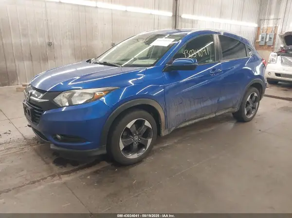 3CZRU6H72JM712759 2018 HONDA HR-V - Image 2