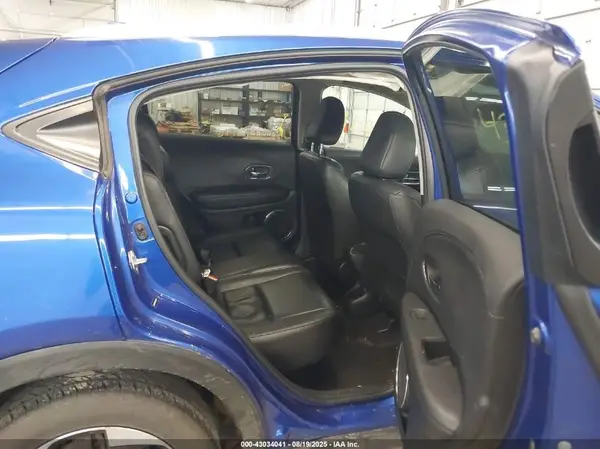 3CZRU6H72JM712759 2018 HONDA HR-V - Image 8
