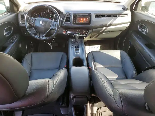3CZRU6H72JM715855 2018 HONDA HR-V - Image 8