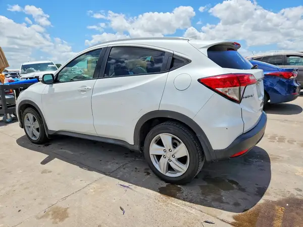 3CZRU6H72KM704825 2019 HONDA HR-V - Image 2