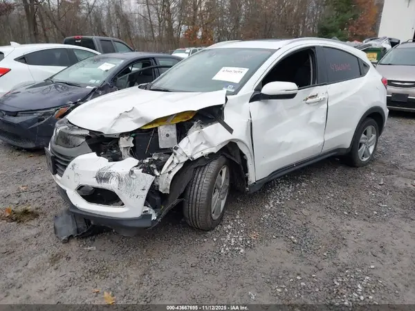 3CZRU6H72KM723178 2019 HONDA HR-V - Image 2