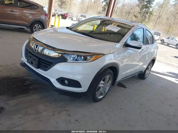 3CZRU6H72KM738439 2019 HONDA HR-V - Image 2
