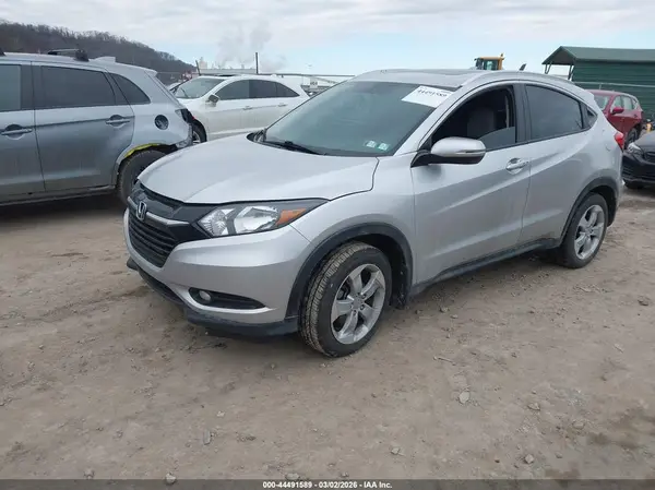 3CZRU6H73GM725593 2016 HONDA HR-V - Image 2