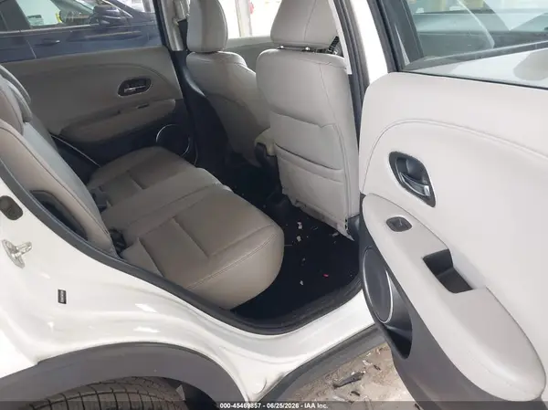 3CZRU6H73GM733046 2016 HONDA HR-V - Image 8