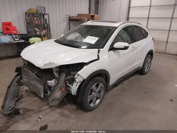 3CZRU6H73GM757394 2016 HONDA HR-V - Image 2