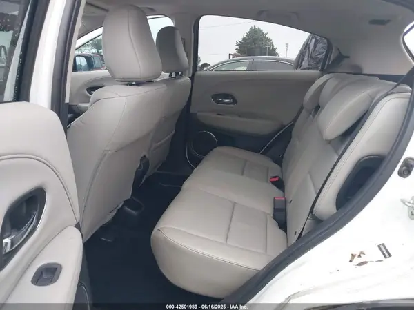 3CZRU6H73GM764930 2016 HONDA HR-V - Image 8