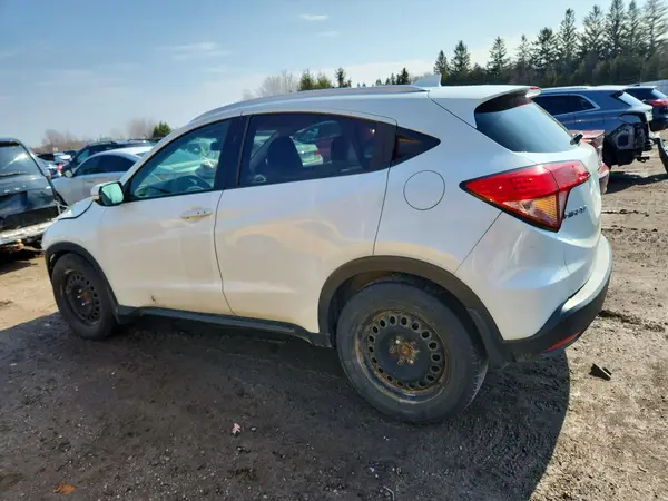 3CZRU6H73HM104811 2017 HONDA HR-V - Image 2
