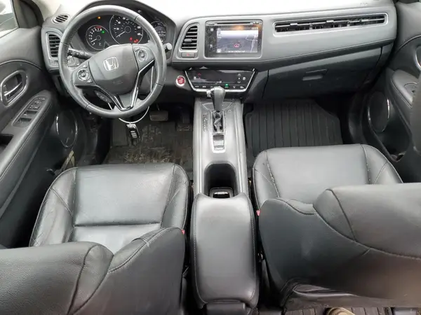 3CZRU6H73HM703336 2017 HONDA HR-V - Image 8