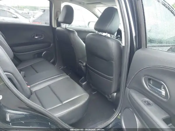 3CZRU6H73HM710755 2017 HONDA HR-V - Image 8