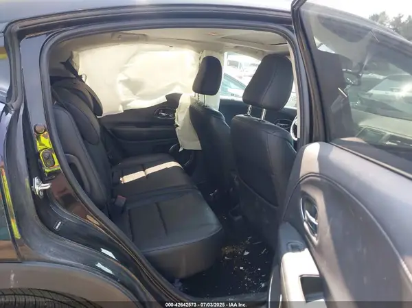 3CZRU6H73HM724350 2017 HONDA HR-V - Image 8
