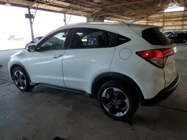 3CZRU6H73JM700300 2018 HONDA HR-V - Image 2