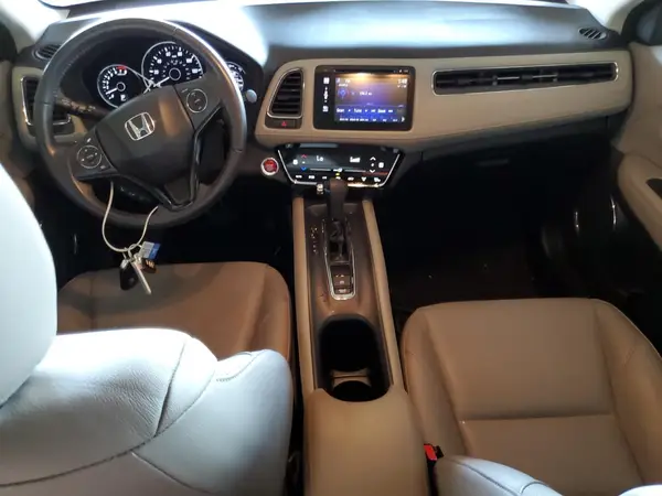 3CZRU6H73JM700300 2018 HONDA HR-V - Image 8