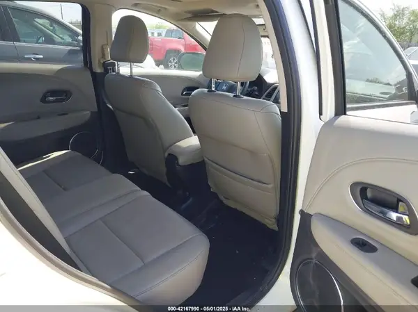 3CZRU6H73JM707327 2018 HONDA HR-V - Image 8