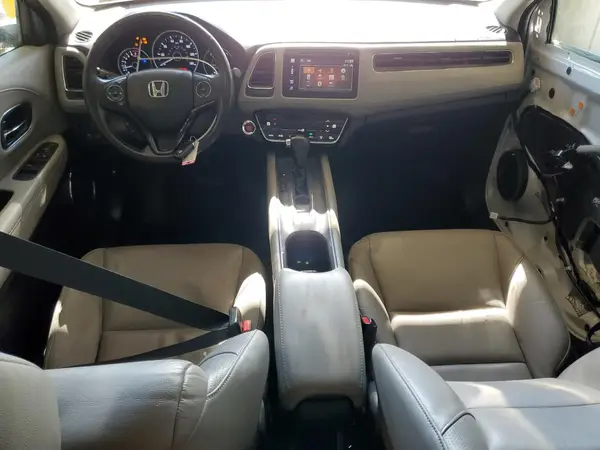 3CZRU6H73JM708011 2018 HONDA HR-V - Image 8