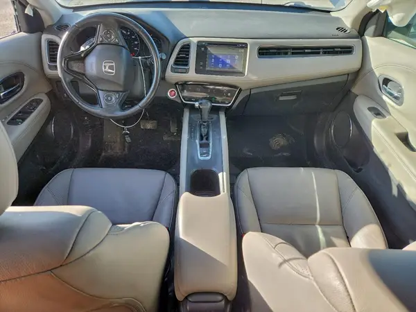 3CZRU6H73JM725584 2018 HONDA HR-V - Image 8